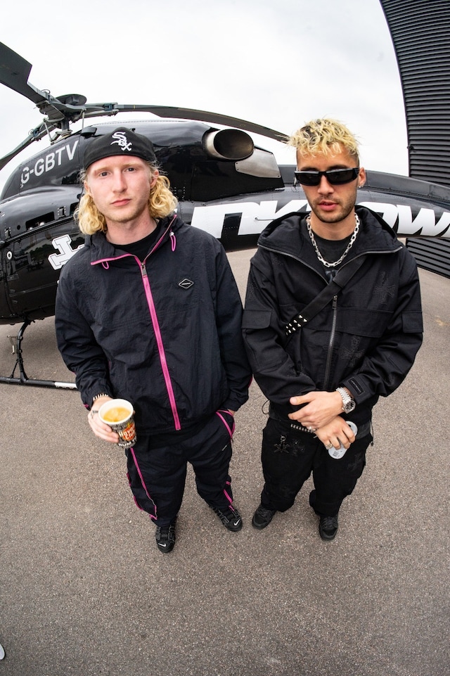 UKNOWN brand Helicopter Tour 3