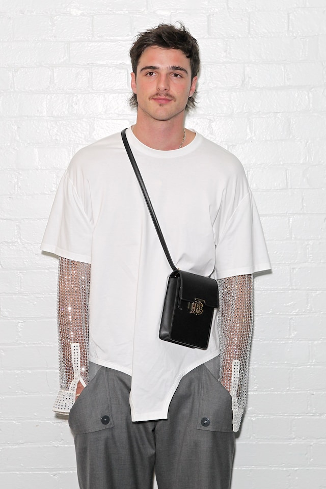 jacob elordi with a bag 0