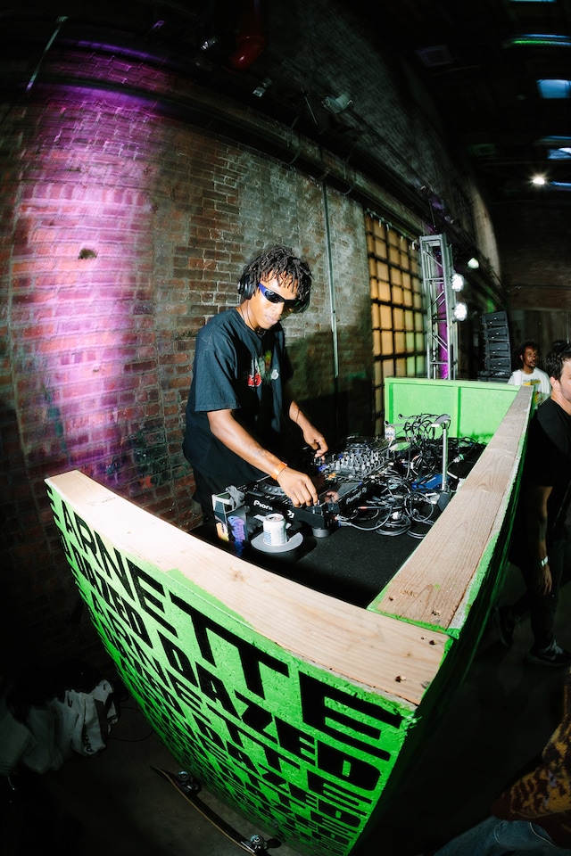 Sherb_ARNETTExDAZED_SKATEJAM_9_23_198 3