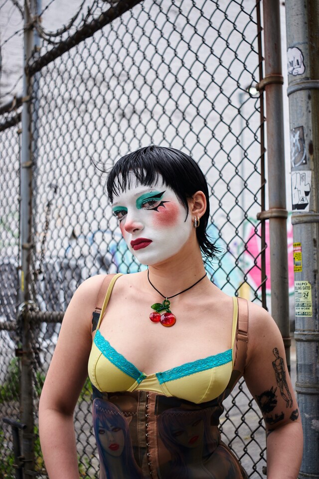 ASTRO NYC_VELCRO 0 8