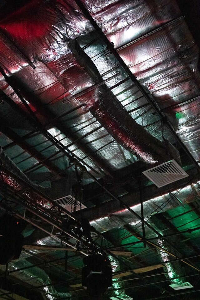 Wolfgang Tillmans, “Sweat It Out Ceiling” (2022) 4