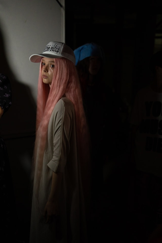 ashley_williams_bts_images-34 15