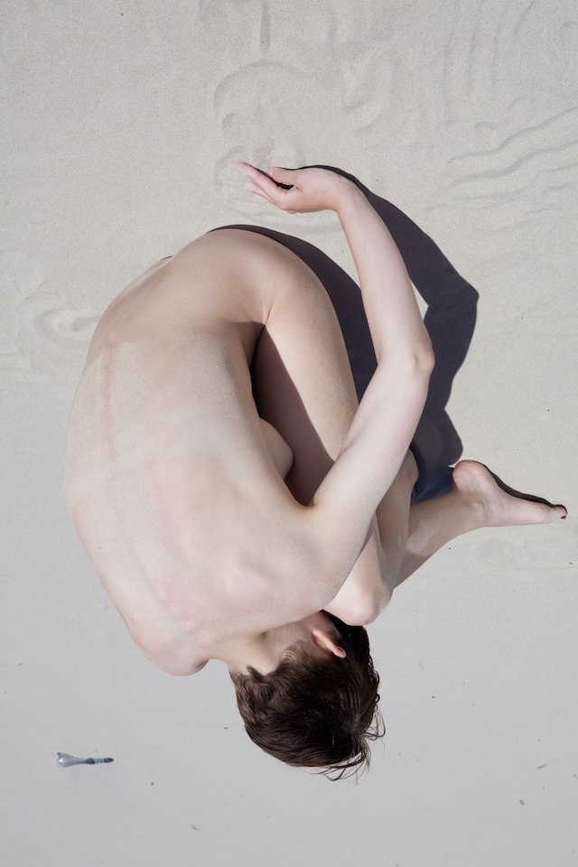 Viviane Sassen, Fashion 03 (2009) 3