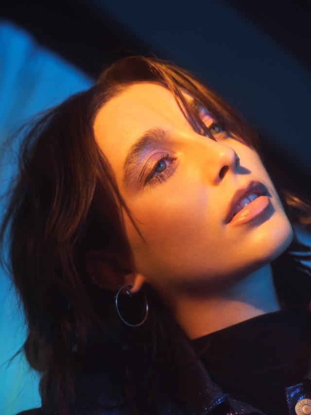 Q605_Levis_23_H2_GLOBAL_HOLIDAY_EMMA_EARLY_ACCESS_ 8