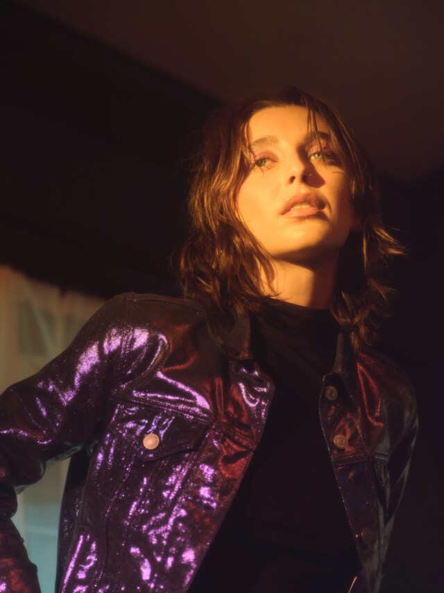 Q605_Levis_23_H2_GLOBAL_HOLIDAY_EMMA_EARLY_ACCESS_ 9