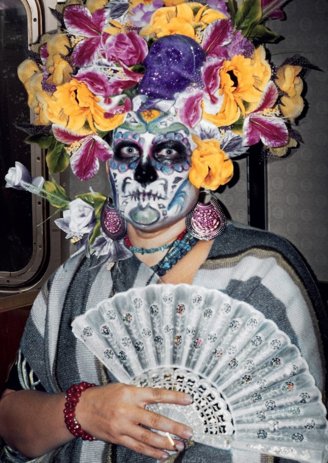 Halloween costumes 2023 New York City NYC party subway 15