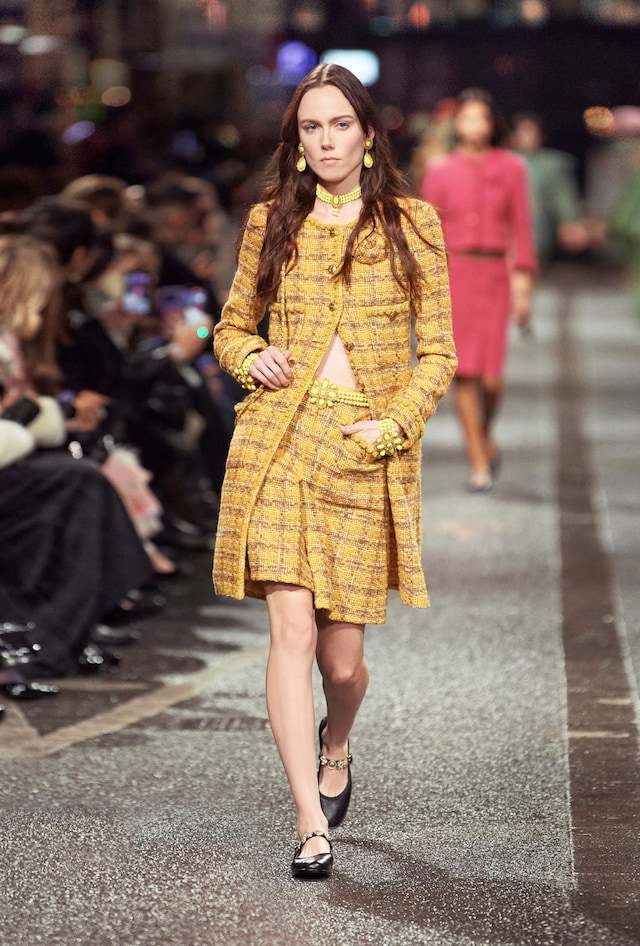 Chanel M&#233;tiers d&#39;art 23/24 Manchester 11