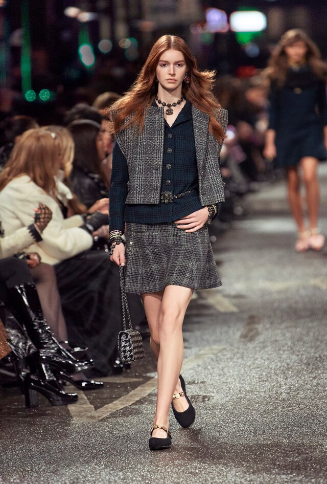Chanel M&#233;tiers d&#39;art 23/24 Manchester 1