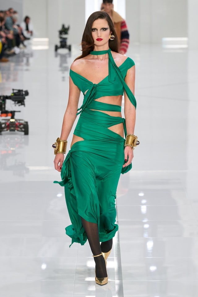 Look 6n 11