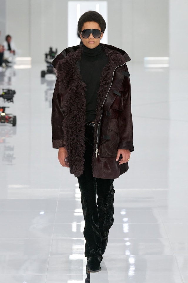 Look 13n 25