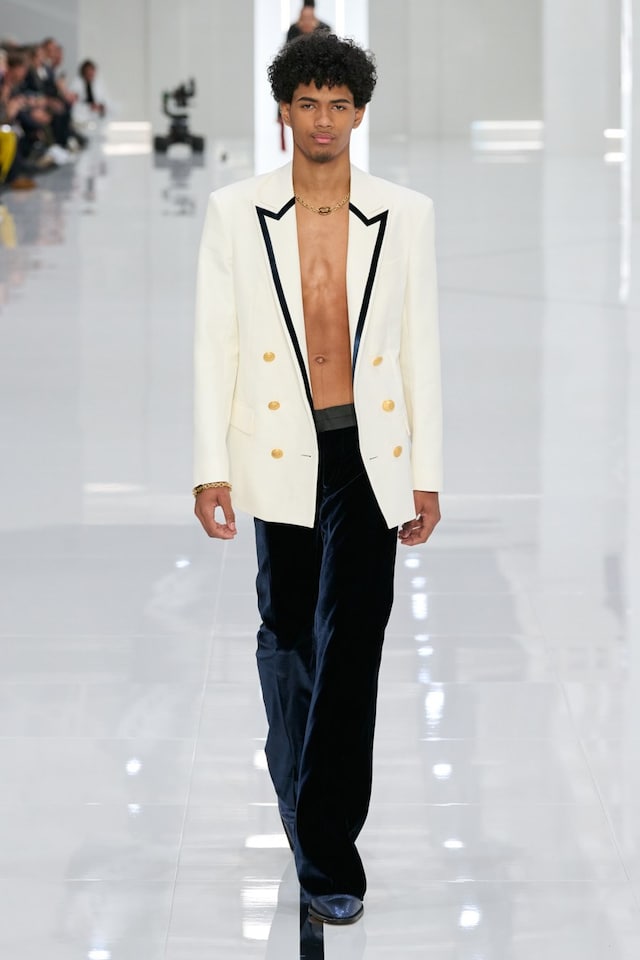 Look 15n 29