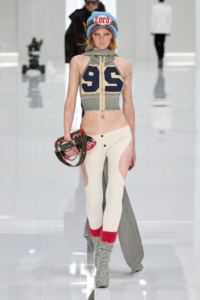 Look 18d 34