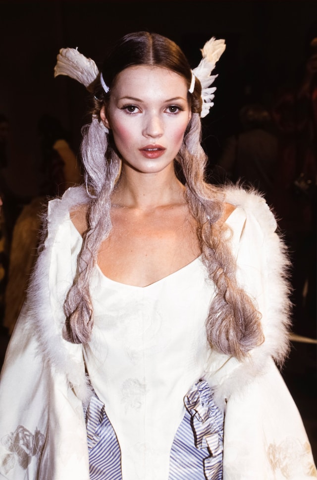 Kate Moss beauty looks 11