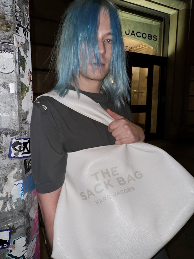 Bladee 2 9