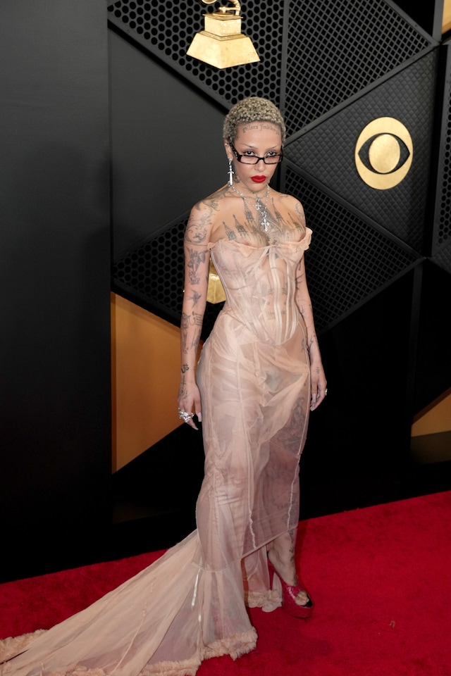 Doja Cat in Dilara Findikoglu 8