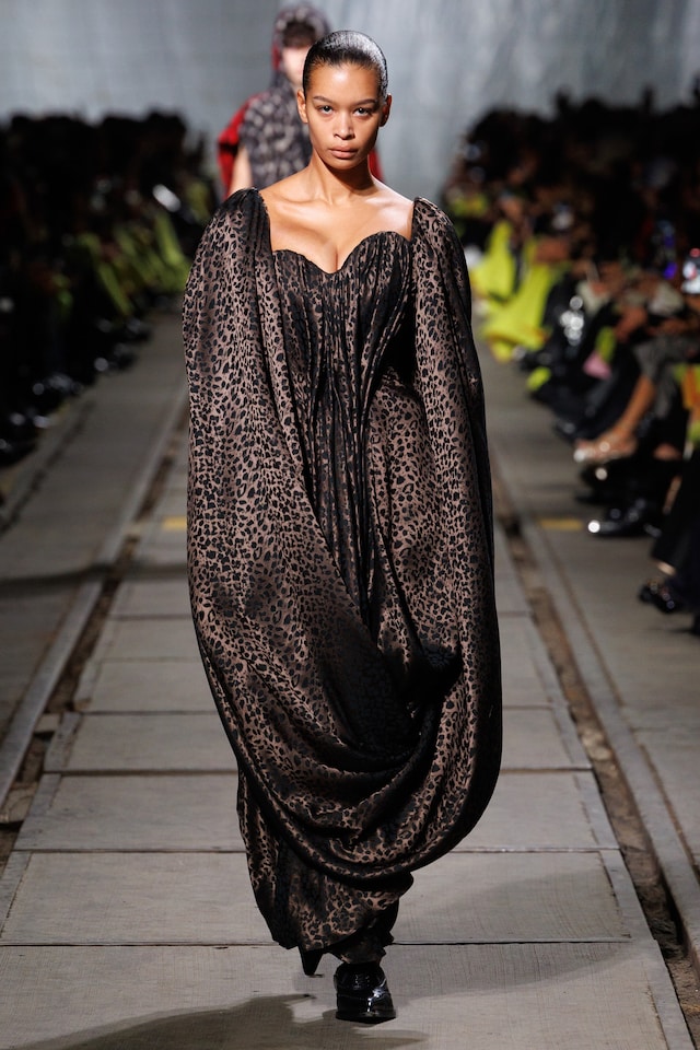 Alexander McQueen AW24 16