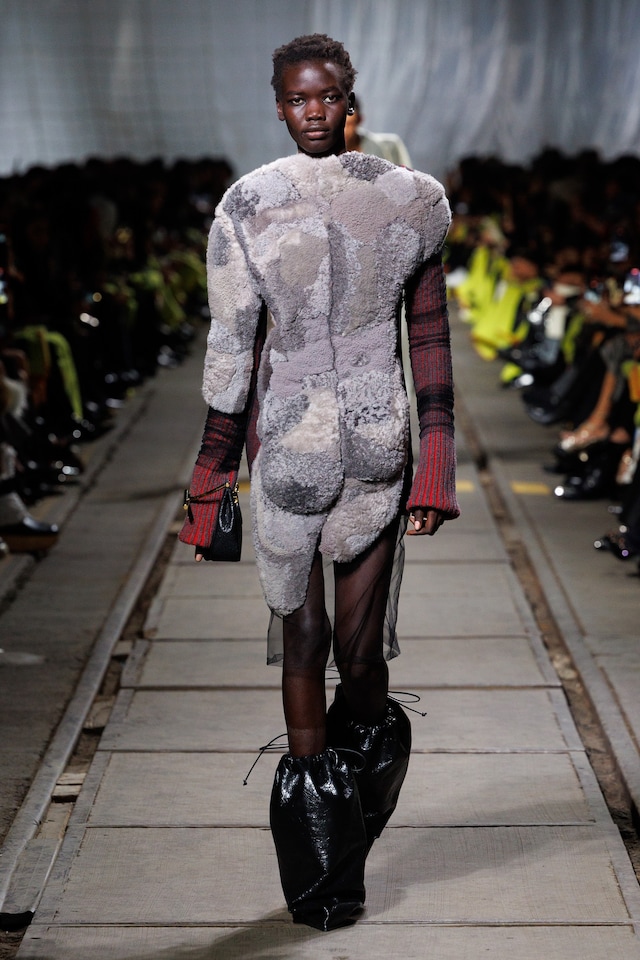 Alexander McQueen AW24 34