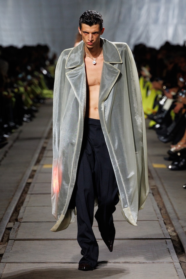 Alexander McQueen AW24 35