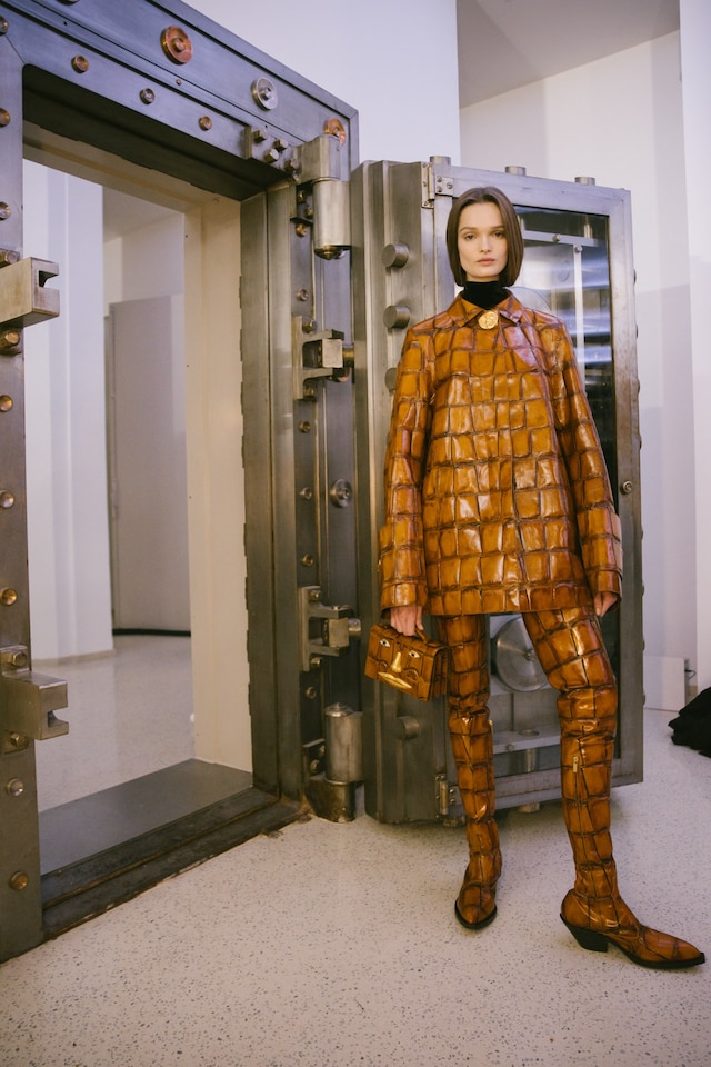 Schiaparelli AW24 Ready-to-wear 17