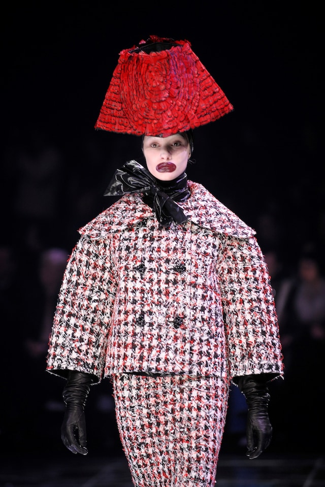 Beauty at Alexander McQueen AW09 10
