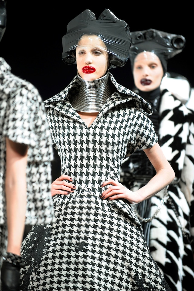 Beauty at Alexander McQueen AW09 20
