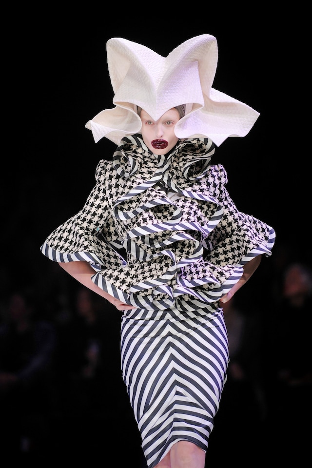 Beauty at Alexander McQueen AW09 23