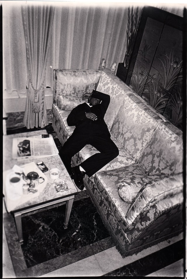 Chris Shaw, “Lounge Lizard” (1999) 29