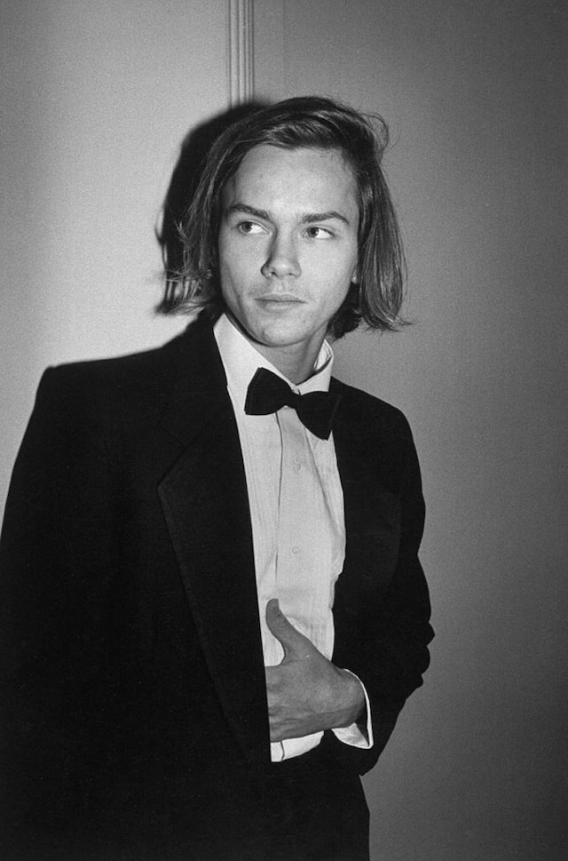 River Phoenix fashion style outfits grunge 90s 5