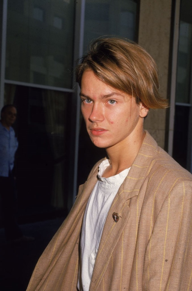 River Phoenix fashion style outfits grunge 90s 10