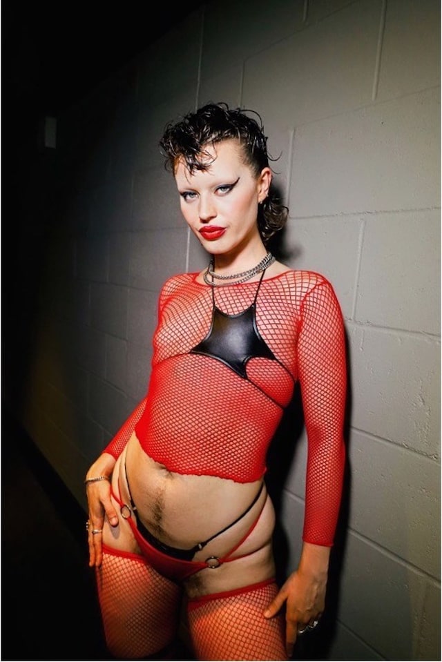 Danni night 1 10