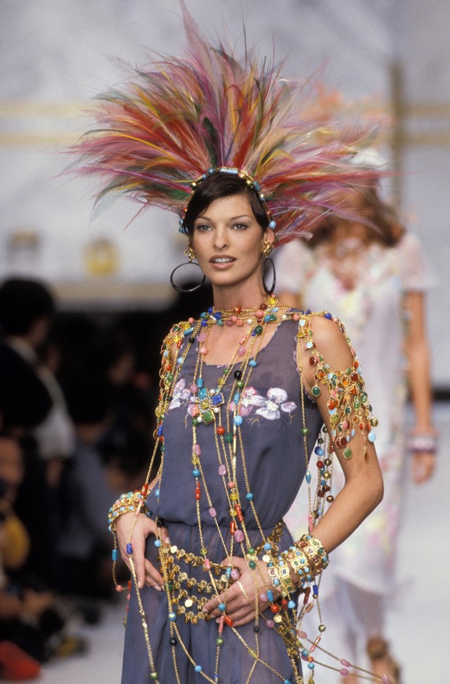 Linda Evangelista: 59 of her greatest runway moments | Dazed