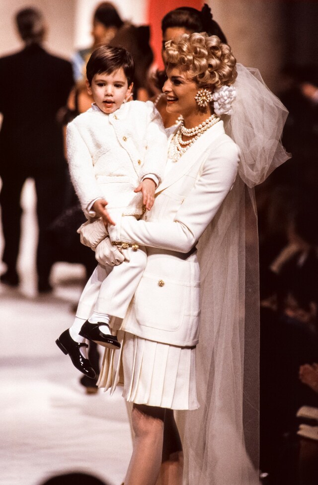 Linda Evangelista greatest runway looks 1