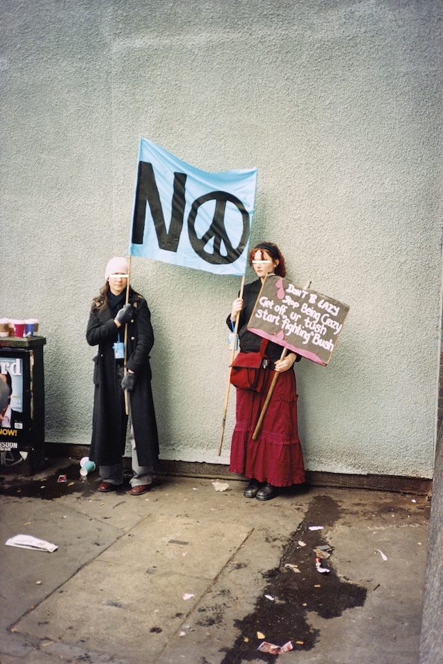 Gareth McConnell and Iphgenia Baal, The Stop (2024) 1