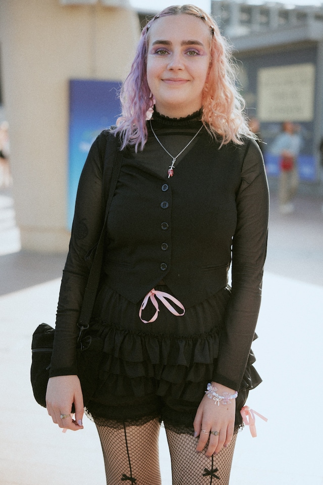 Olivia Rodrigo Guts Tour O2 London Street Style 7