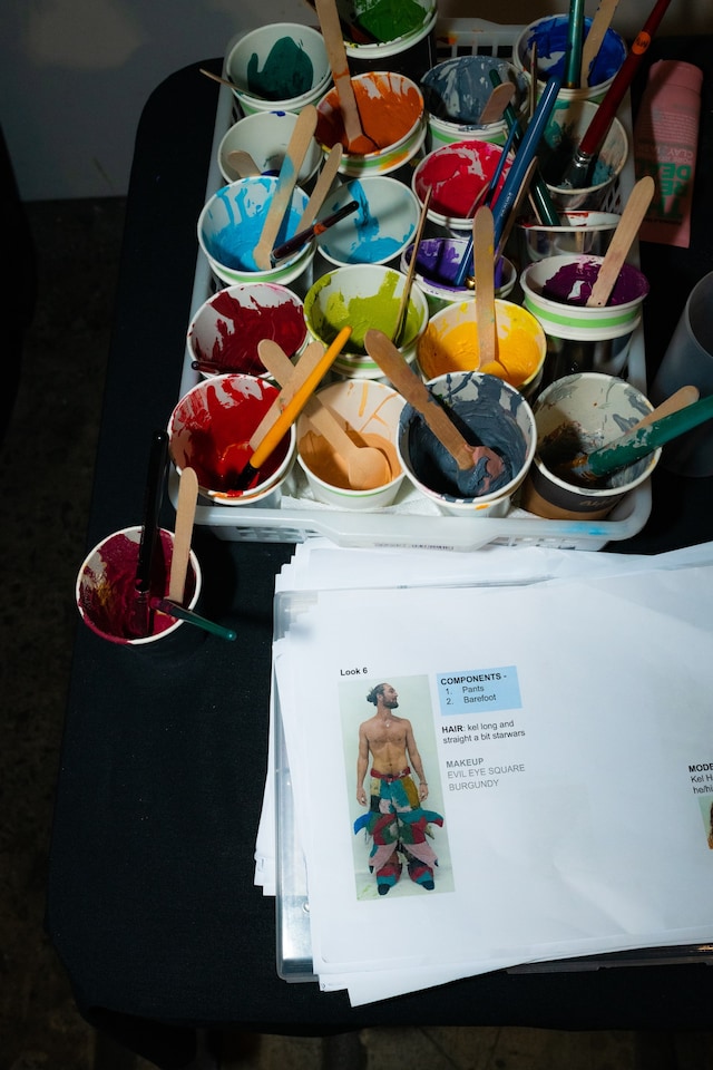 JordanGogosRunway2024_DazedBeautyBTS_JeremyKeesOrr 14