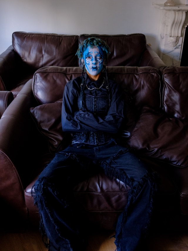 Goths at home Isabella Fowden subculture photography 20