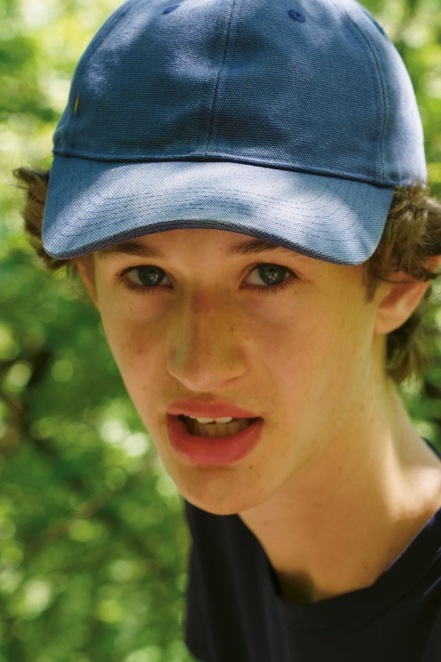 Julian Slagman, Looking at My Brother (2024) 18