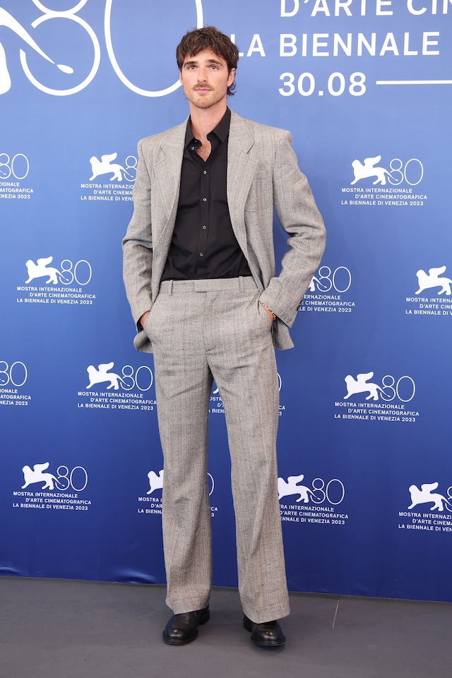 JACOB ELORDI WEARS BOTTEGA VENETA 1