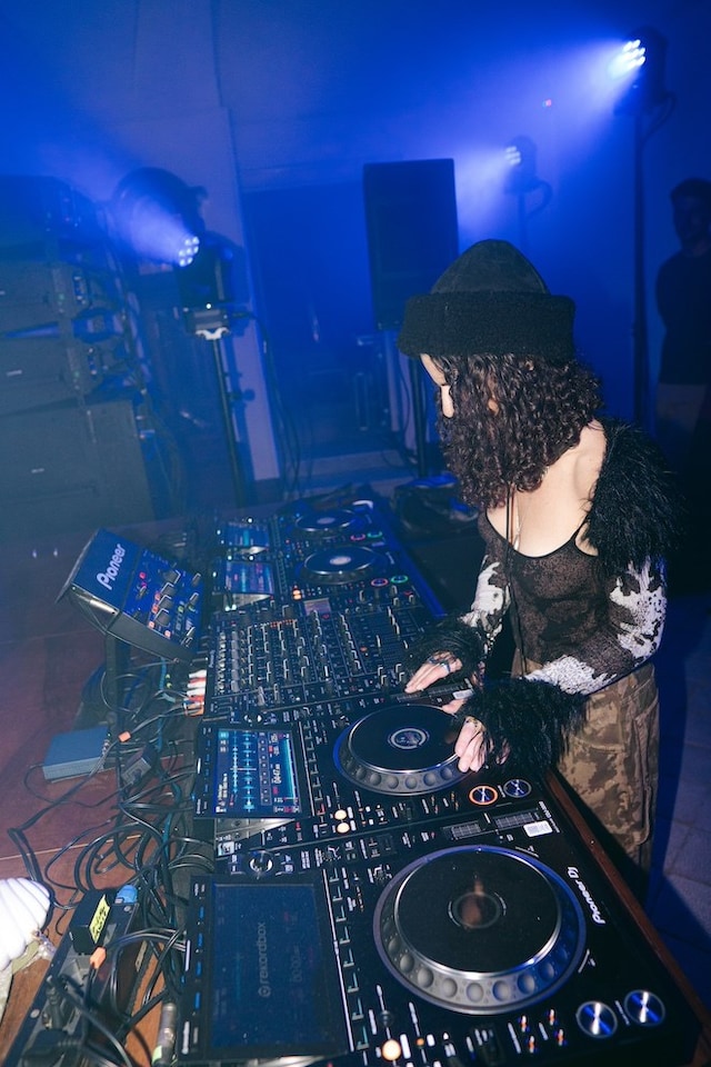 DJ CARLITA 26