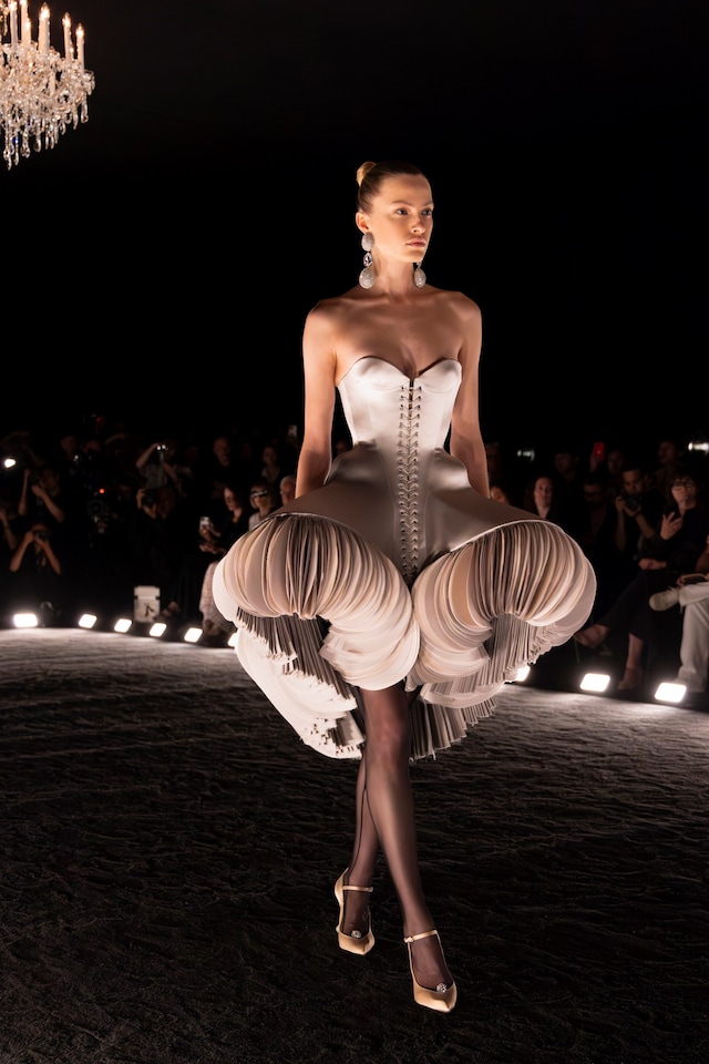 Haute Couture AW24 collection Schiaparelli 17