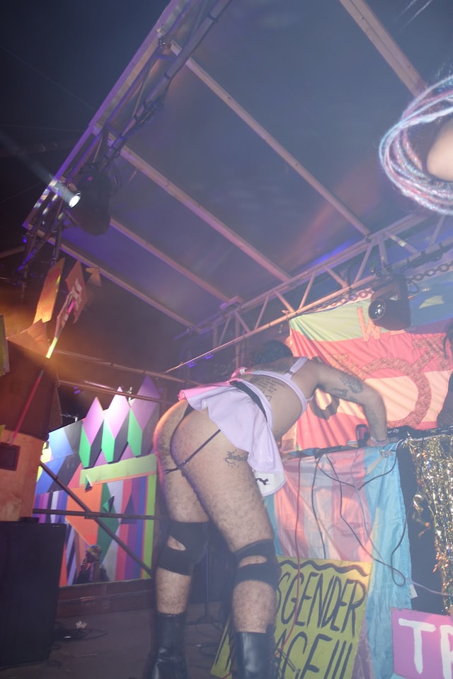Beauty Looks at Glastonbury 2024 8