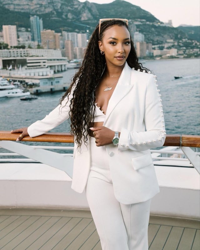 Naomi 3