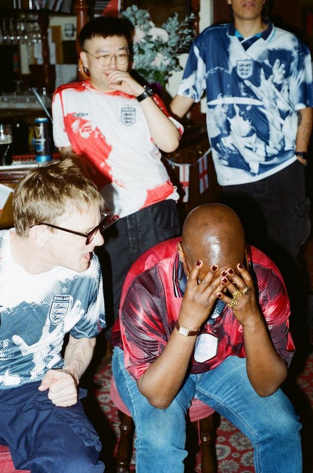 Hattie Crowther – Fuck the Fans 8