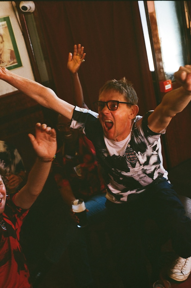 Hattie Crowther – Fuck the Fans 10