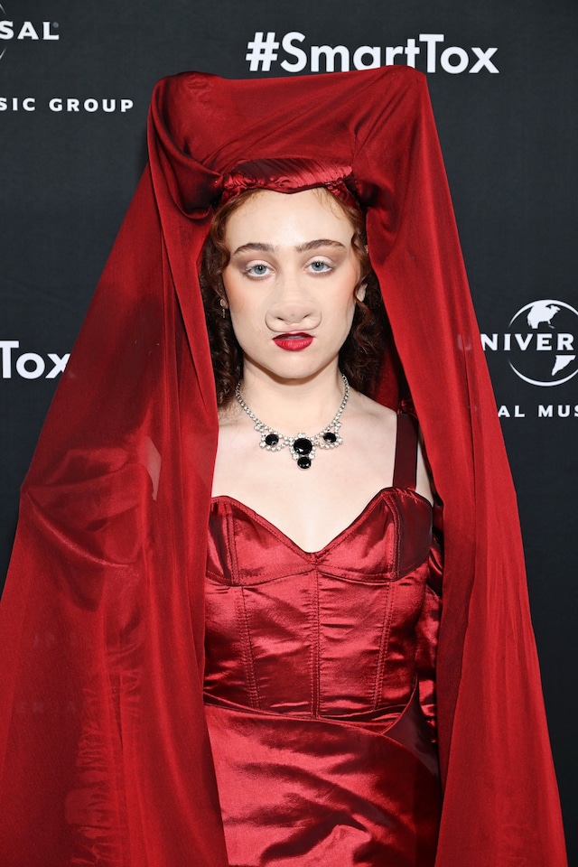 Chappell Roan’s Beauty Evolution 5