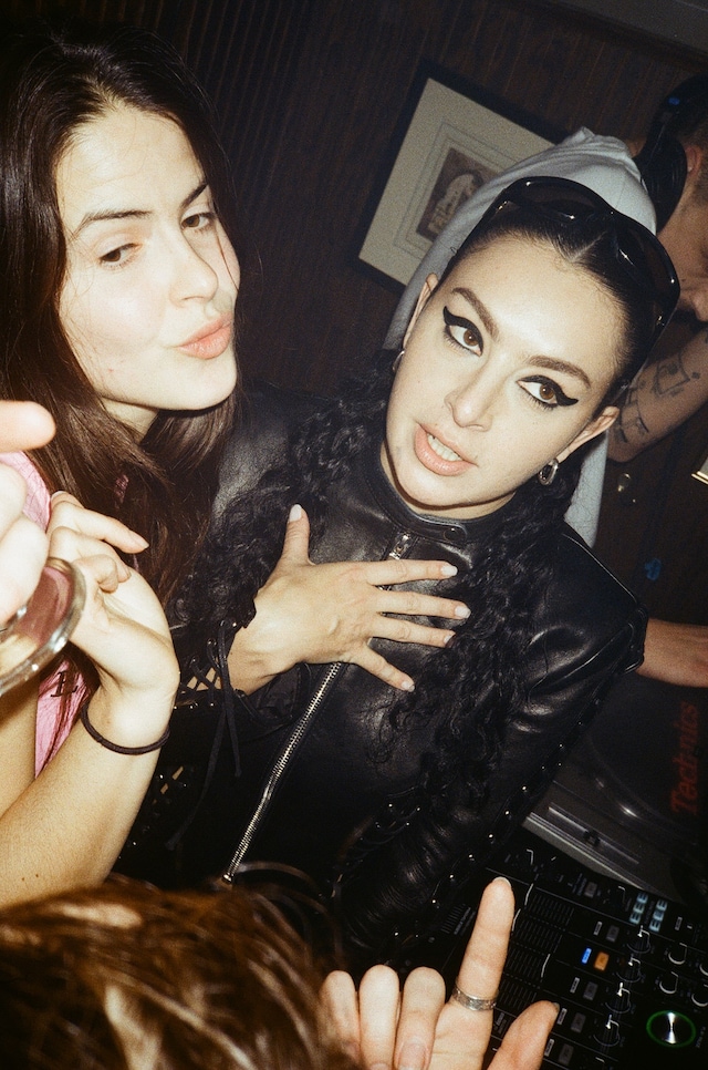 Matthew Weinberger, New York Is (2024) 10