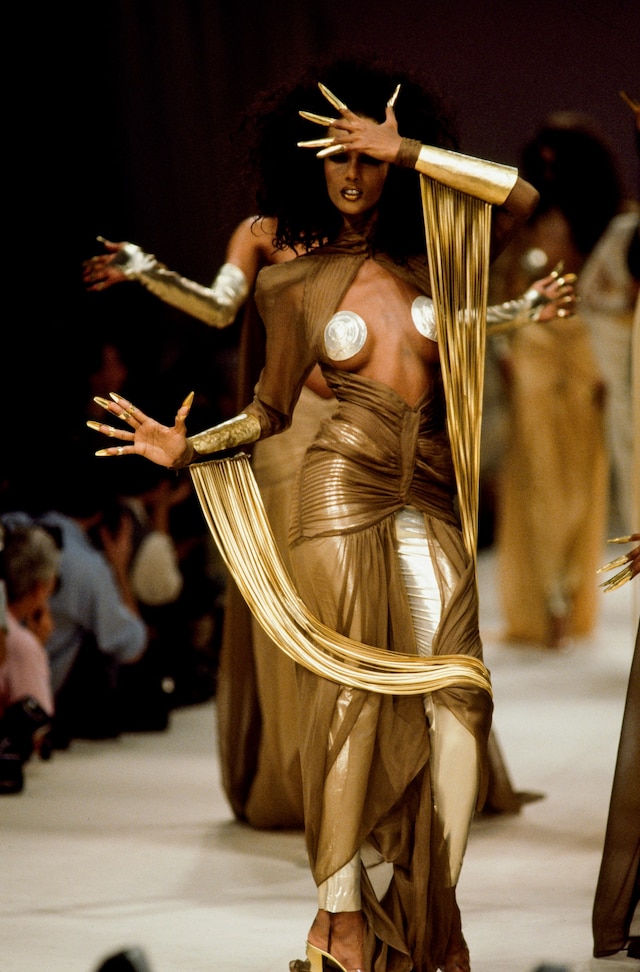 Iman Mugler runway looks 2