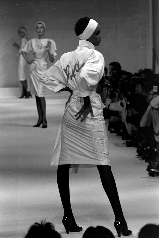 Iman Mugler runway looks 19