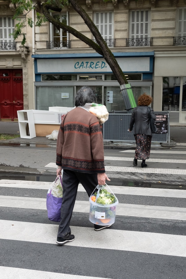 More Paris SS25 street style by Yu Fujiwara 29
