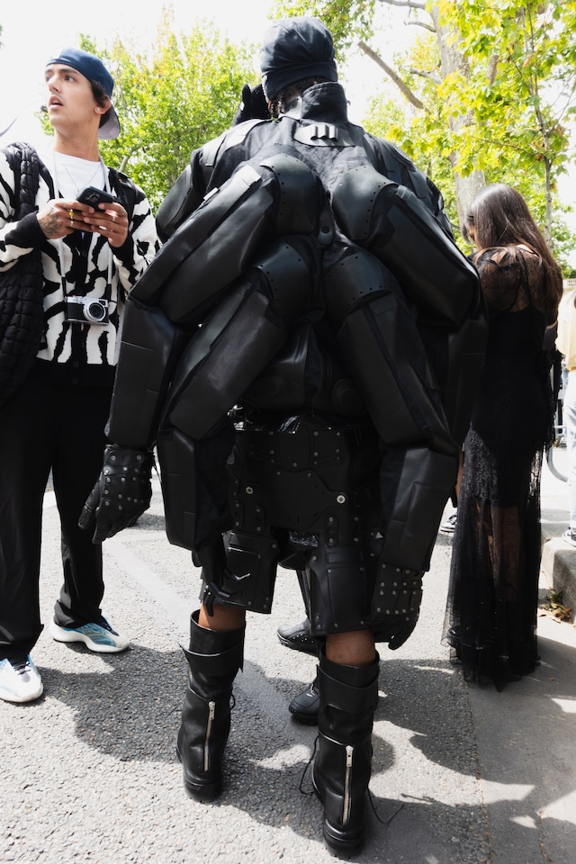 More Paris SS25 street style by Yu Fujiwara 17